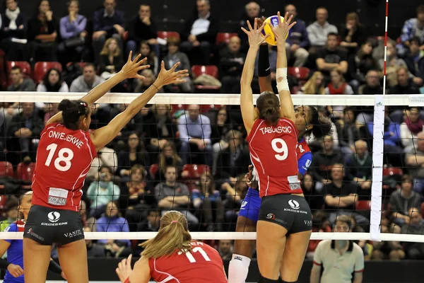 Voleibol juego —  Fotos de Stock