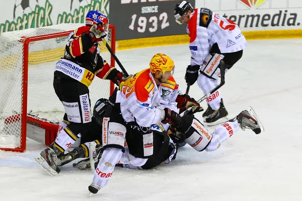 Hockey sobre hielo —  Fotos de Stock