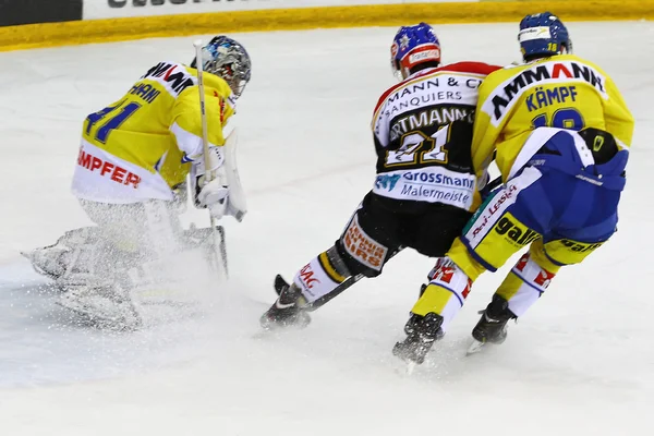 Juego de hockey sobre hielo — Foto de Stock