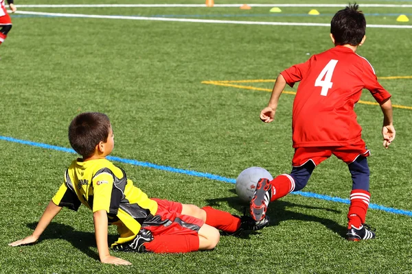 Crianças futebol — Fotografia de Stock