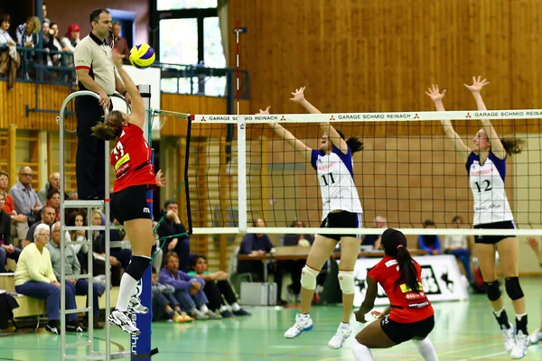 Partita di pallavolo — Foto Stock