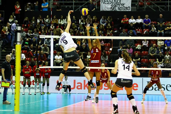 Partita di pallavolo — Foto Stock