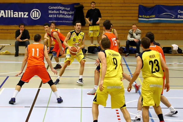 Jogo de basquete — Fotografia de Stock