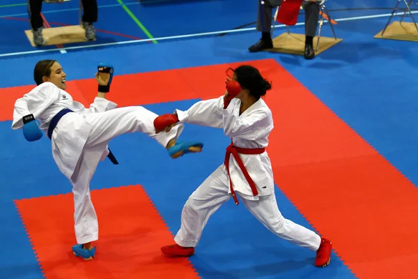 Karate fighters in action — Stock Photo, Image