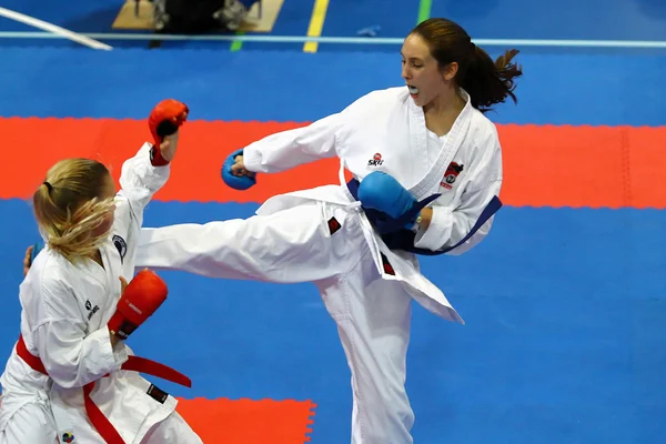 Karate harcos akcióban — Stock Fotó