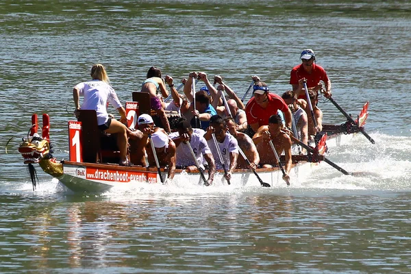 Dragon Boat Racing — Stock Photo, Image