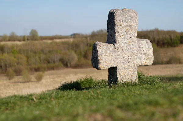 Krzyż kamienistym — Zdjęcie stockowe