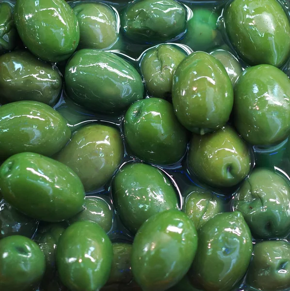 Olive verdi sott'olio — Foto Stock