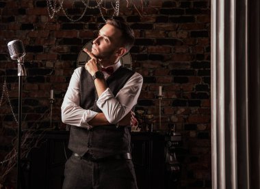 Adam etkinlik yöneticisi yeni yıl partisini bekliyor