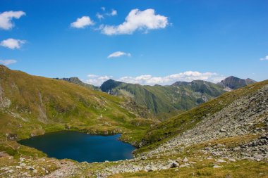 capra göl fagaras Dağları güzel görünümü