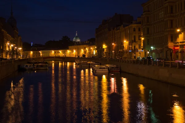 Río Moika en San Petersburgo, Rusia — Foto de Stock