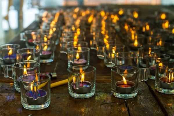 Velas encendidas — Foto de Stock