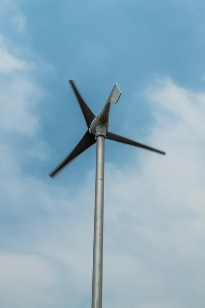 Energia eolica al crepuscolo — Foto Stock