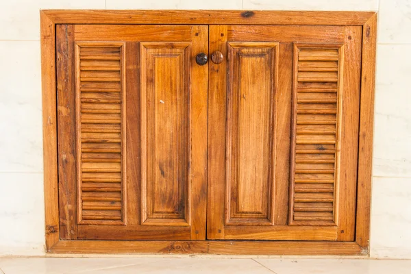 Fereastra din lemn — Fotografie, imagine de stoc