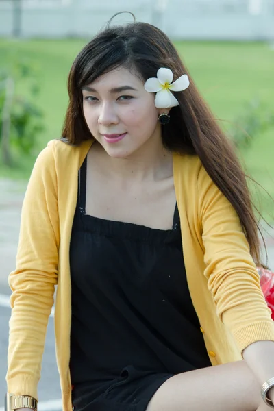 Portrait of young Asian woman — Stock Photo, Image