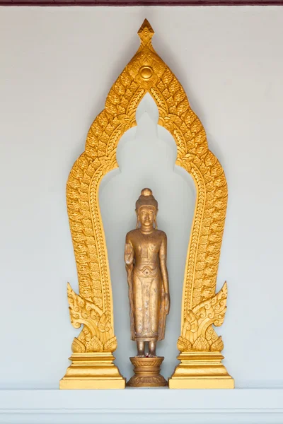 Golden buddha statue of thailand — Stock Photo, Image