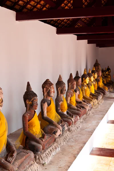 Goldene Buddha-Statue von Thailand — Stockfoto