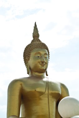 Tayland altın buddha heykeli
