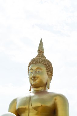 Tayland altın buddha heykeli