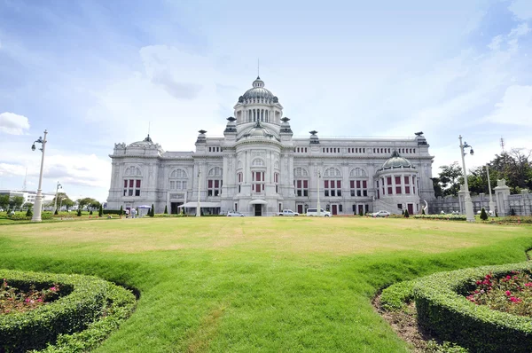 La sala del trono di Ananta Samakhom in Thailandia — Foto Stock