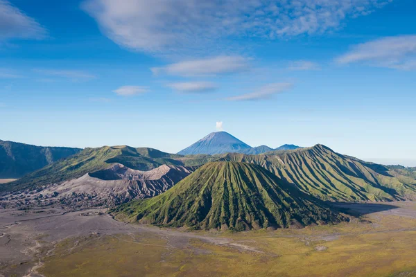 Volcanes del Monte Bromo en el Parque Nacional de Bromo Tengger Semeru — Foto de Stock