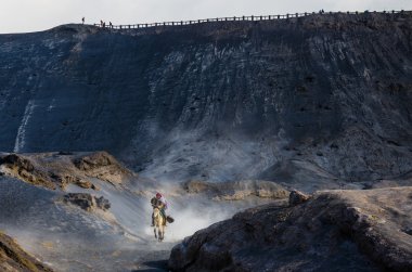 mount bromo, süvari