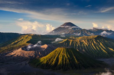 Mount bromo volkanlar bromo tengger semeru Milli Parkı