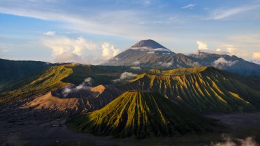 Mount bromo volkanlar bromo tengger semeru Milli Parkı