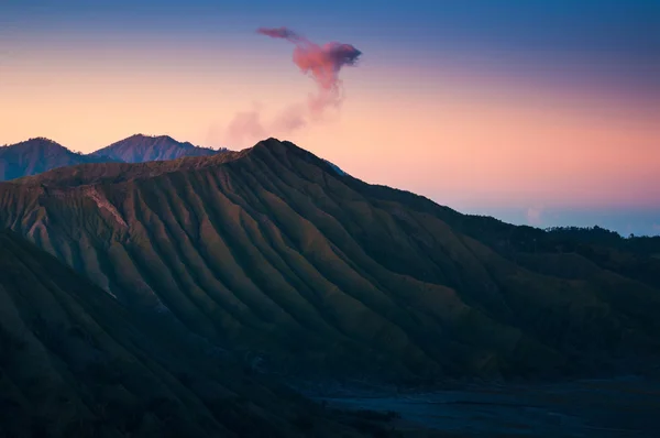 Muntele Bromo vulcani în Bromo Tengger Semeru Parcul Național — Fotografie, imagine de stoc