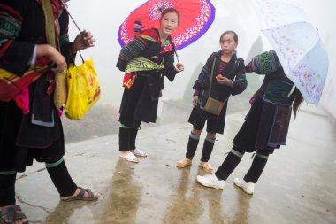 sapa tanımlanamayan h'mong kadın