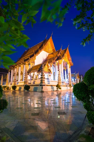 Wat Suthat Thep Wararam templo en Bangkok Tailandia —  Fotos de Stock