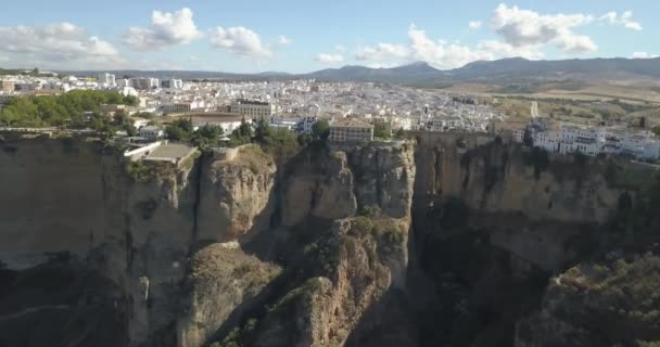 Ronda Málaga Espanha 2021 Vista Aérea Cidade Ronda Icônica Ponte — Vídeo de Stock