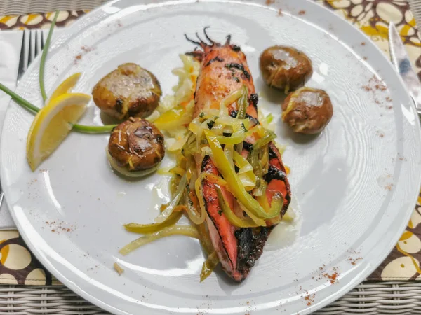 고추와 감자와 조각으로 오징어 — 스톡 사진