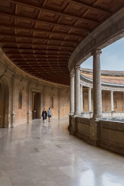 Гранада Испания 2021 Внутренний Круглый Патио Карл Дворец Дорическая Стилизованная — стоковое фото