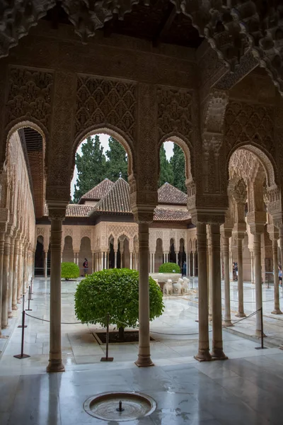 Alhambra Granada Spain 2021 View Patio Lions Twelve Marble Lions — Fotografia de Stock