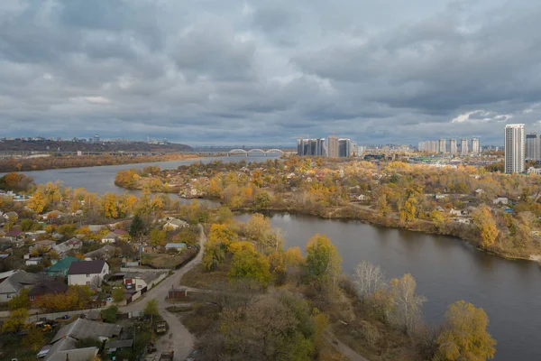 Красивая Панорама Осеннего Киева Вид Левого Берега Днепр Широкая Река — стоковое фото