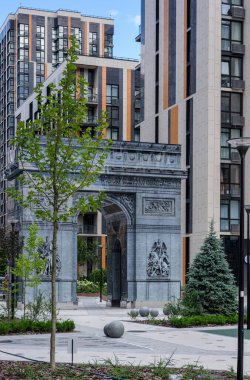 Kiev, Ukrayna 'nın modern mimarisi. Şehir merkezindeki konut kompleksi Fransız Mahallesi projesi.