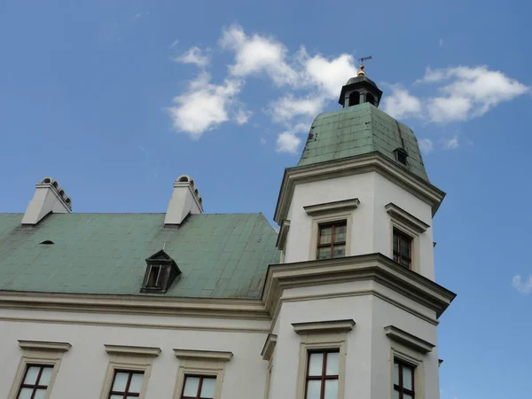 Ιστορικό Κτίριο Στη Βαρσοβία Πολωνία — Φωτογραφία Αρχείου