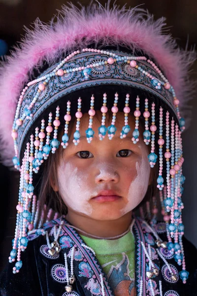 Nan Tajlandia Grudzień 2011 Portret Dziewczynki Plemienia Hmong Tradycyjnej Odzieży — Zdjęcie stockowe