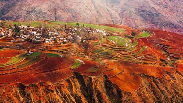 Paysage Des Terrasses Montagnes Dongchuan Red Land Ancien Village Entouré — Photo