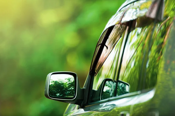 Rear View Silver Suv Car Driving Forest Road Green Trees — Foto Stock
