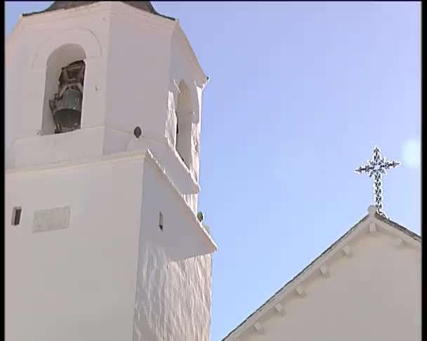 Çan kulesi tipik Endülüs, İspanya. — Stok video