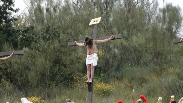 Christ crucifié — Video