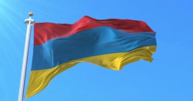 Garo insanları bayrak sallıyor. Döngü