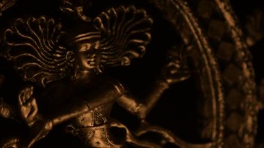 Şiva mum ışıklarıyla aydınlandı, Hinduizm tanrıçası.