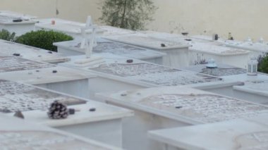 İspanya, Casabermeja 'da bir mezarlıkta Yahudi mezarları