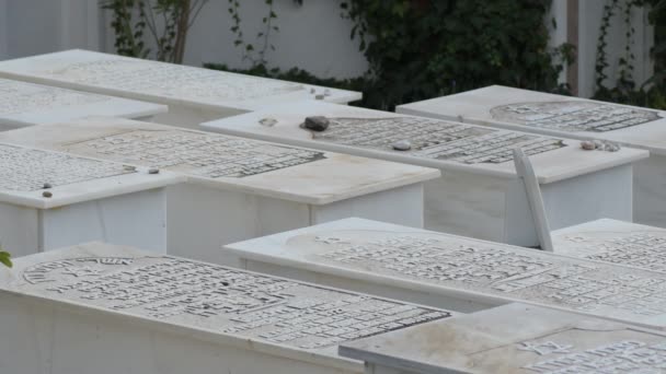 西班牙Casabermeja一个古老的犹太人公墓的坟墓 — 图库视频影像