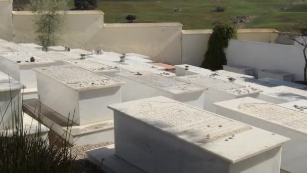 Blick Auf Gräber Auf Einem Jüdischen Friedhof Casabermeja Spanien Neigung — Stockvideo