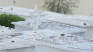 İspanya, Casabermeja 'daki Yahudi mezarında Davut' un yıldızı.