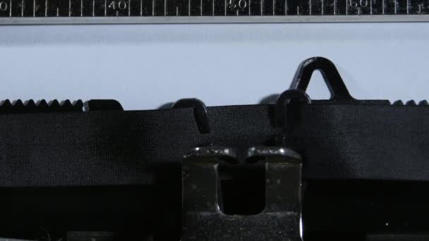 Pisanie Dziękuję Starą Maszyną Pisania Ręcznego — Wideo stockowe
